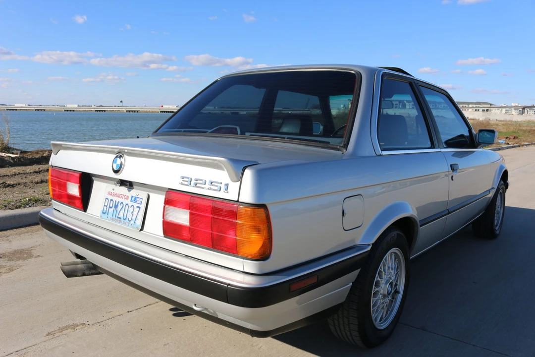 1990 BMW E30 3 Series - Image 16 of 31