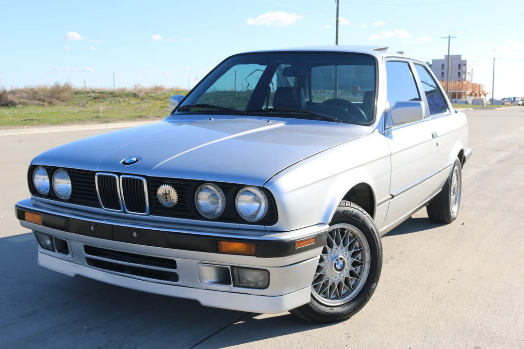 1990 BMW E30 3 Series - Image 2 of 31