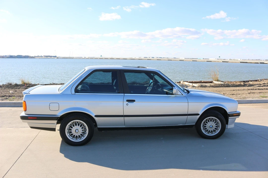 1990 BMW E30 3 Series - Image 20 of 31