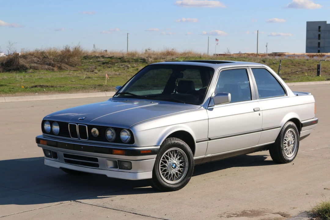 1990 BMW E30 3 Series - Image 9 of 31