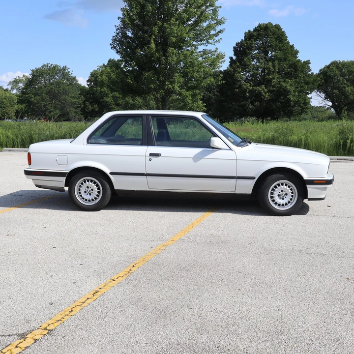 1990 BMW E30 3 Series - Image 9 of 31