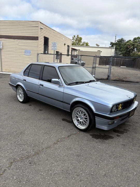 1990 BMW E30 3 Series - Image 9 of 31