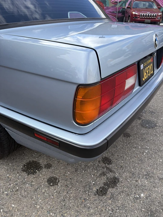 1990 BMW E30 3 Series - Image 24 of 31