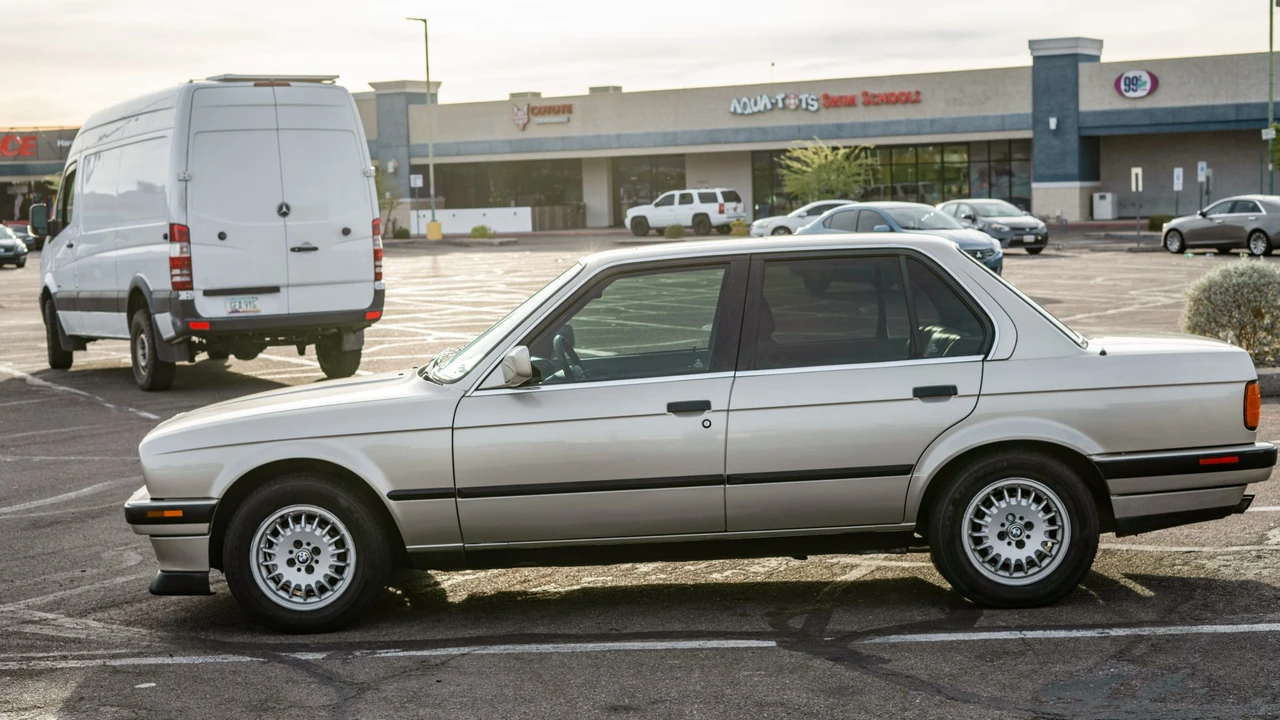 1990 BMW E30 3 Series - Image 5 of 31