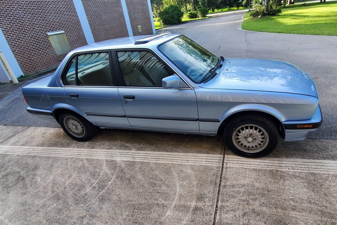 1990 BMW E30 3 Series - Image 9 of 31