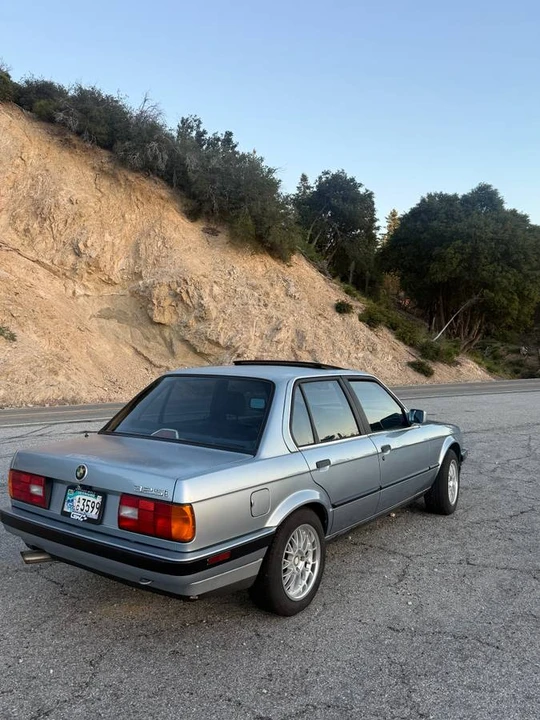 1990 BMW E30 3 Series - Image 3 of 12