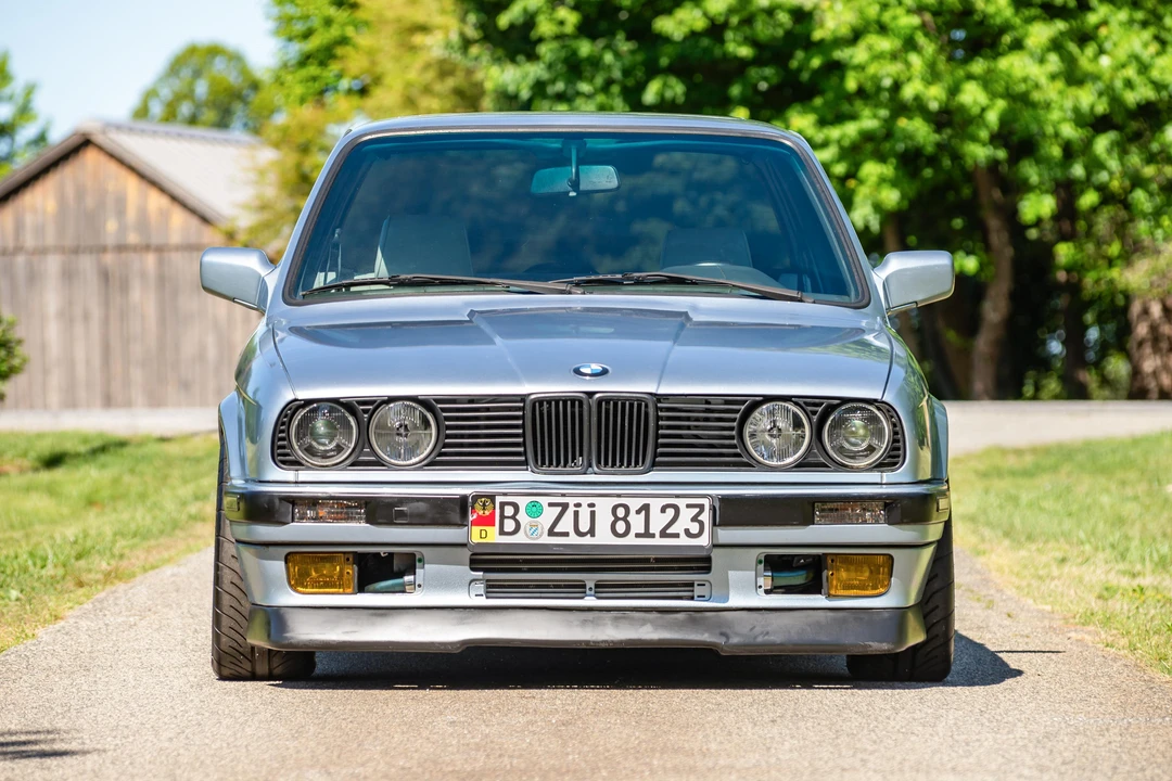 1990 BMW E30 3 Series - Image 2 of 31
