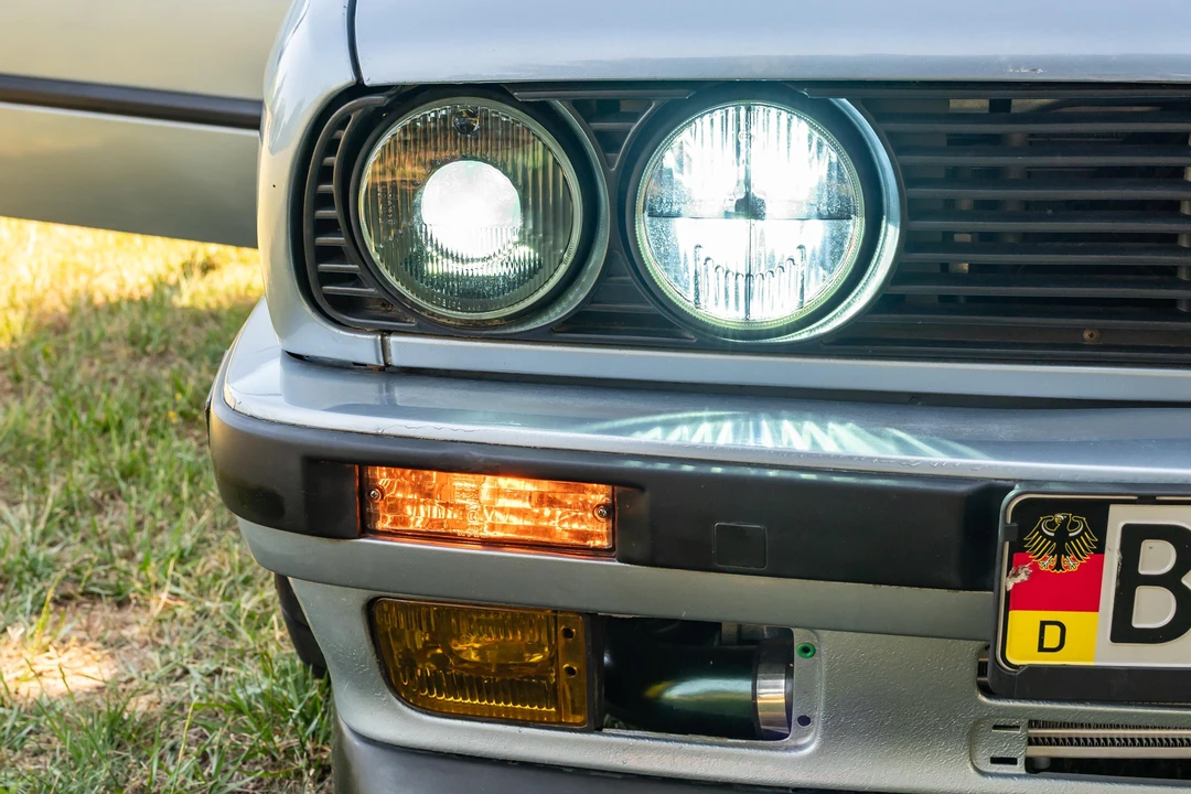 1990 BMW E30 3 Series - Image 12 of 31