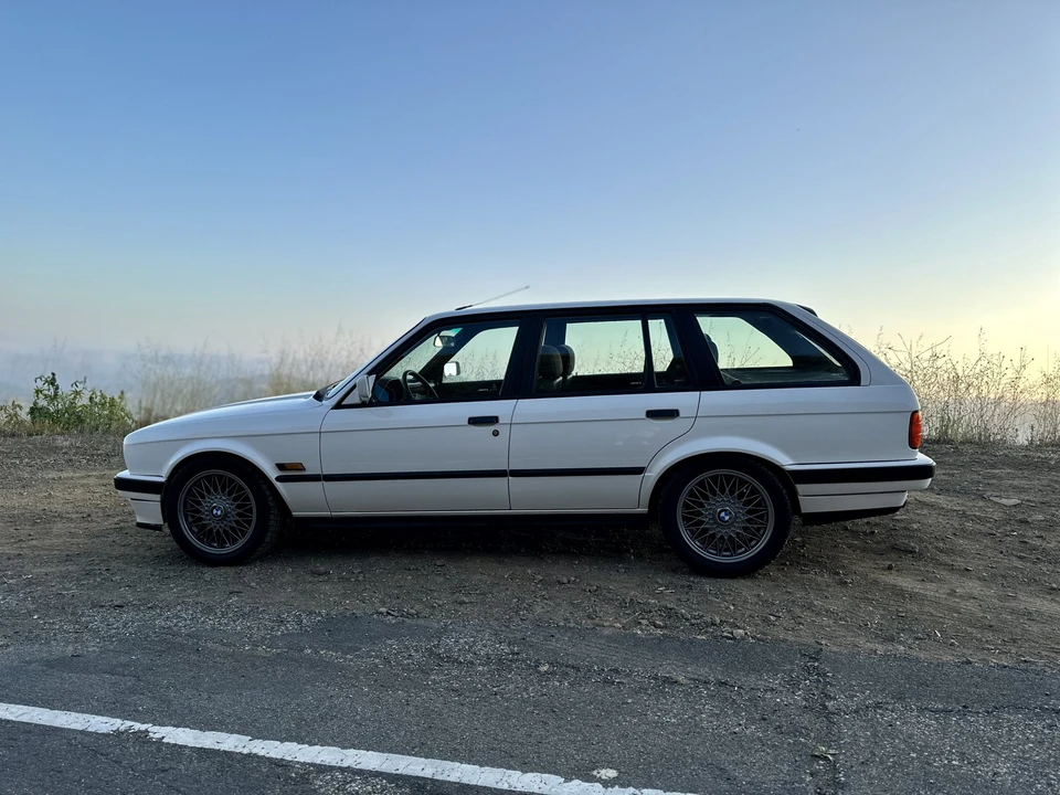 1990 BMW E30 3 Series - Image 15 of 31