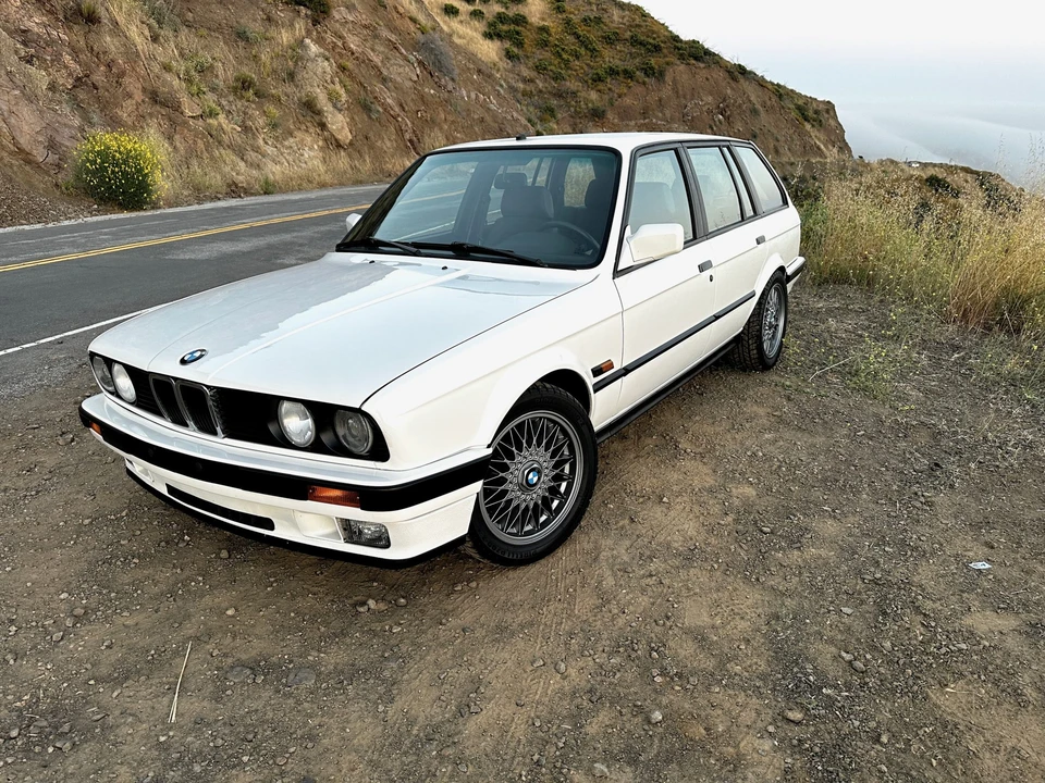 1990 BMW E30 3 Series - Image 2 of 31