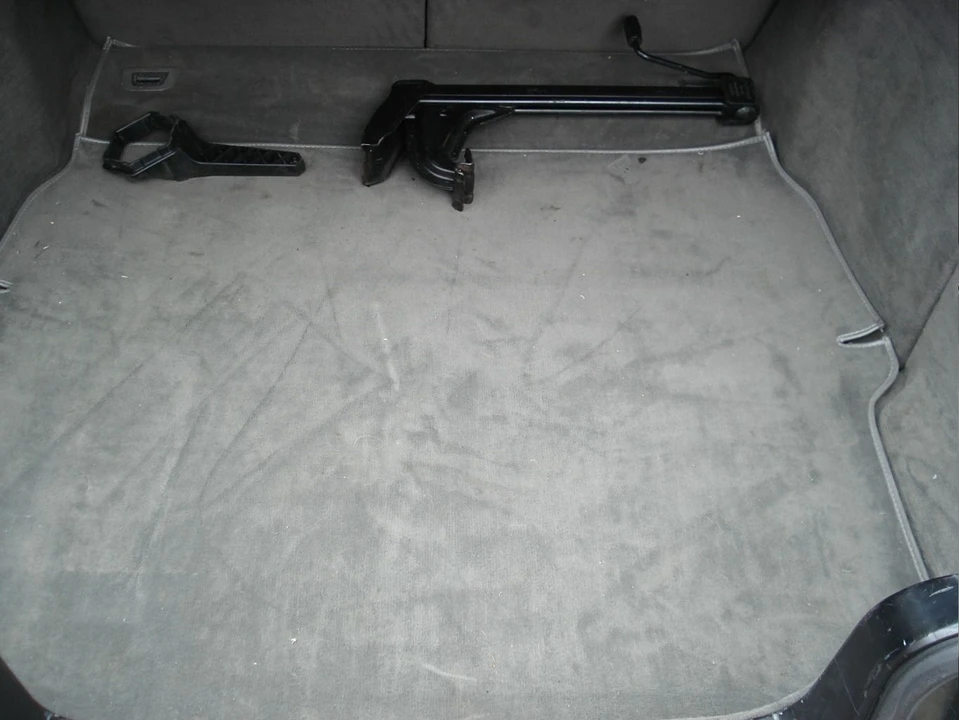 1990 BMW E30 3 Series - Image 6 of 11