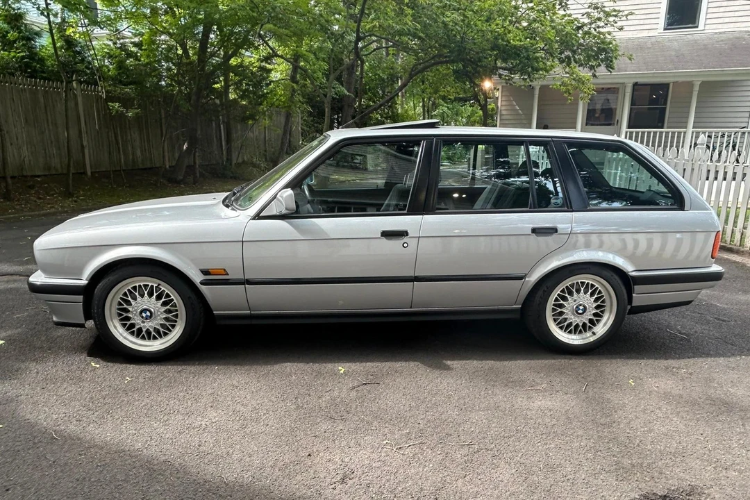 1990 BMW E30 3 Series - Image 3 of 31