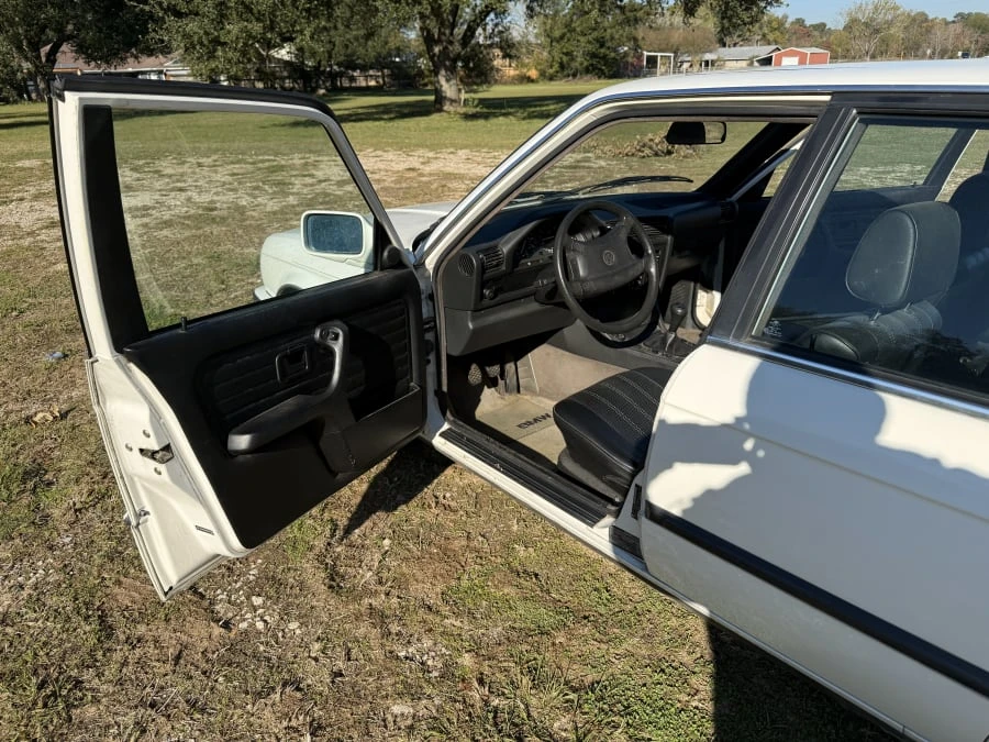 1990 BMW E30 3 Series - Image 9 of 15