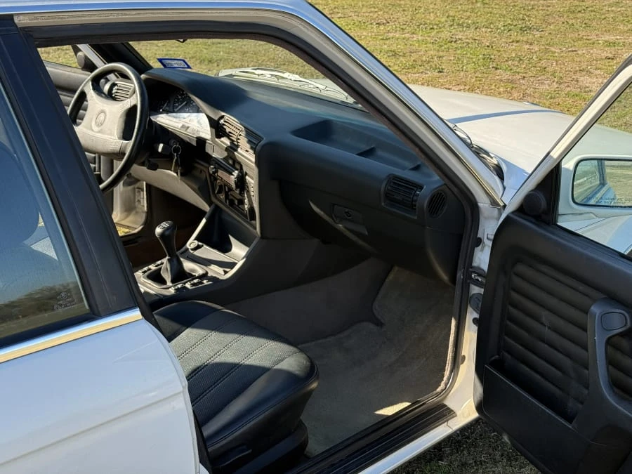 1990 BMW E30 3 Series - Image 10 of 15
