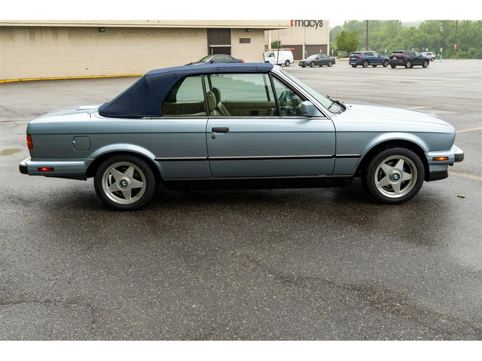 1990 BMW E30 3 Series - Image 2 of 31