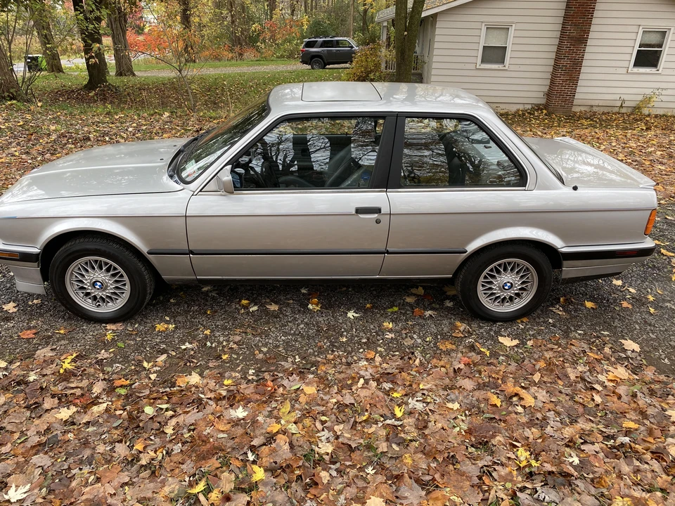 1990 BMW E30 3 Series - Image 9 of 31