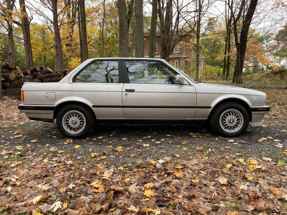 1990 BMW E30 3 Series - Image 17 of 31