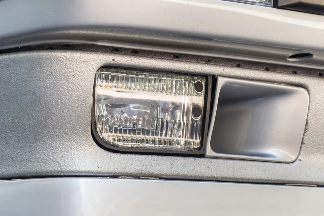 1990 BMW E30 3 Series - Image 14 of 31