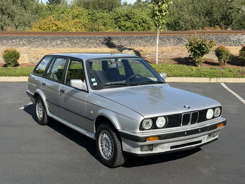 1990 BMW E30 3 Series - Image 21 of 31