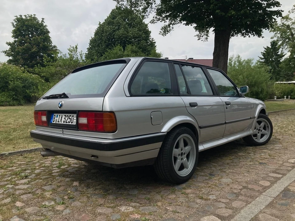 1990 BMW E30 3 Series - Image 12 of 31