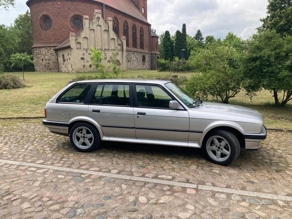 1990 BMW E30 3 Series - Image 15 of 31