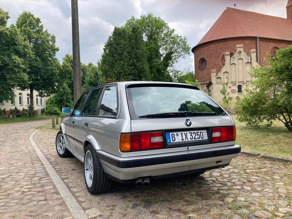 1990 BMW E30 3 Series - Image 16 of 31