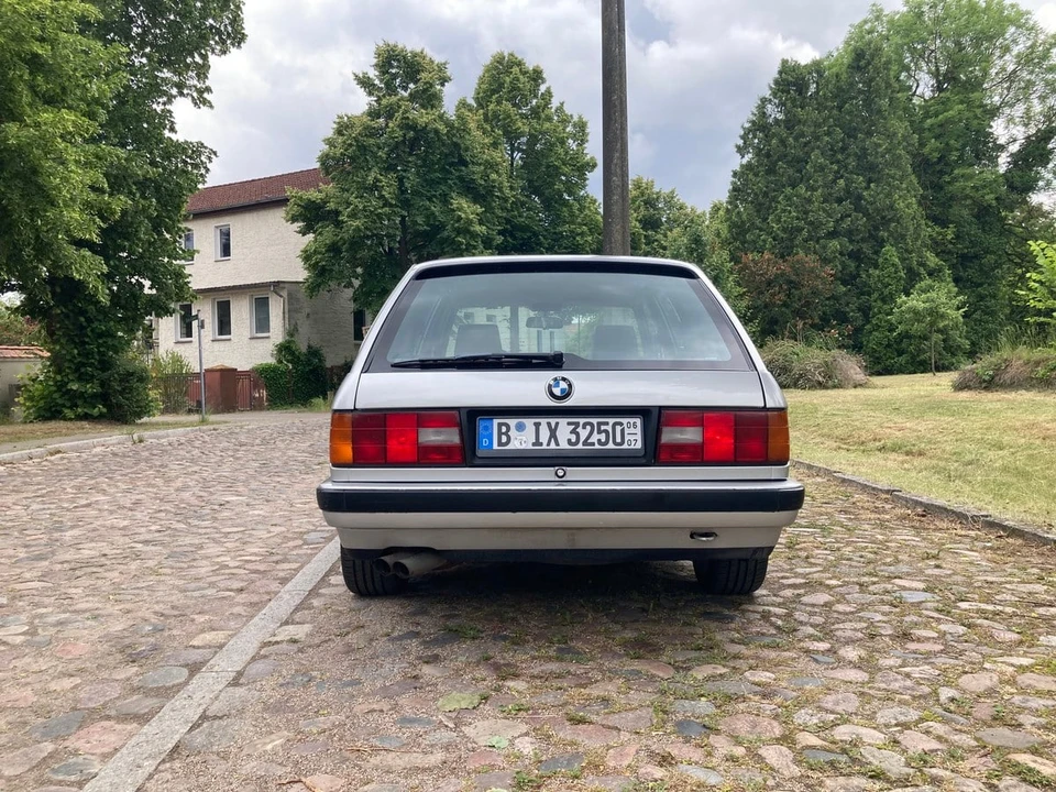 1990 BMW E30 3 Series - Image 13 of 31