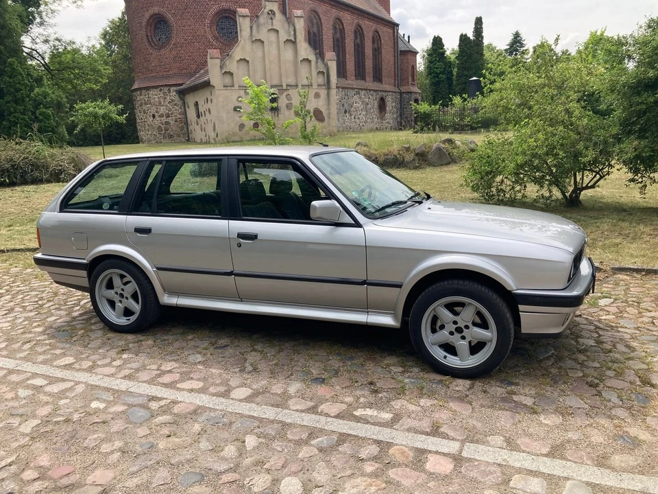 1990 BMW E30 3 Series - Image 24 of 31