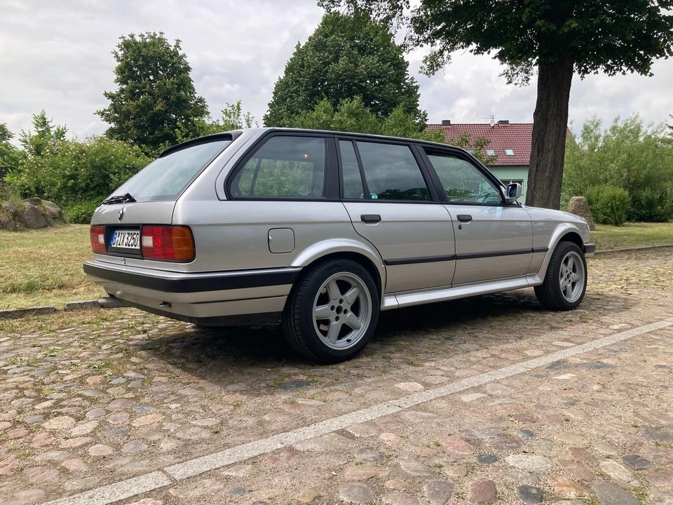 1990 BMW E30 3 Series - Image 23 of 31