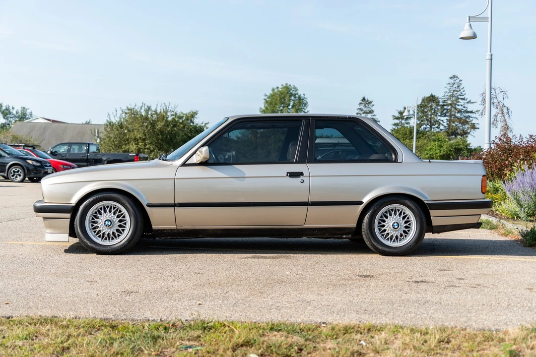 1990 BMW E30 3 Series - Image 4 of 31