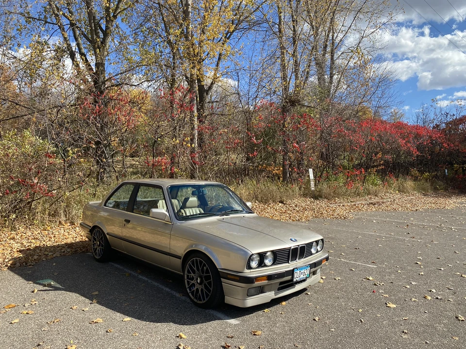 1990 BMW E30 3 Series - Image 16 of 31