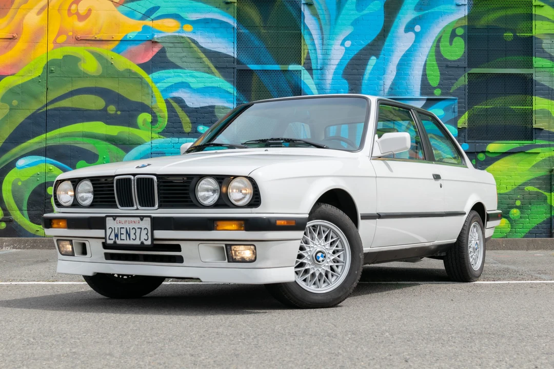 1990 BMW E30 3 Series - Image 2 of 31