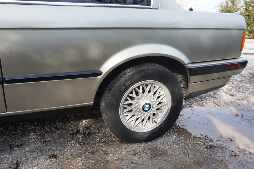 1990 BMW E30 3 Series - Image 20 of 31