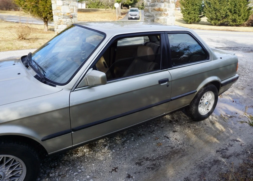 1990 BMW E30 3 Series - Image 14 of 31