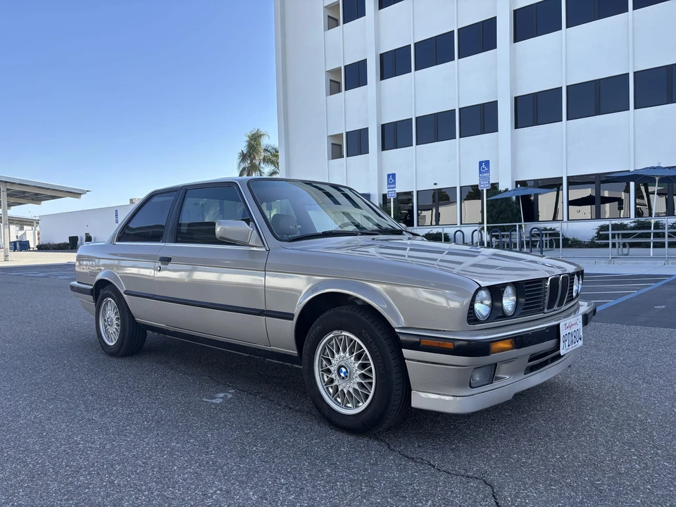 1990 BMW E30 3 Series - Image 2 of 31
