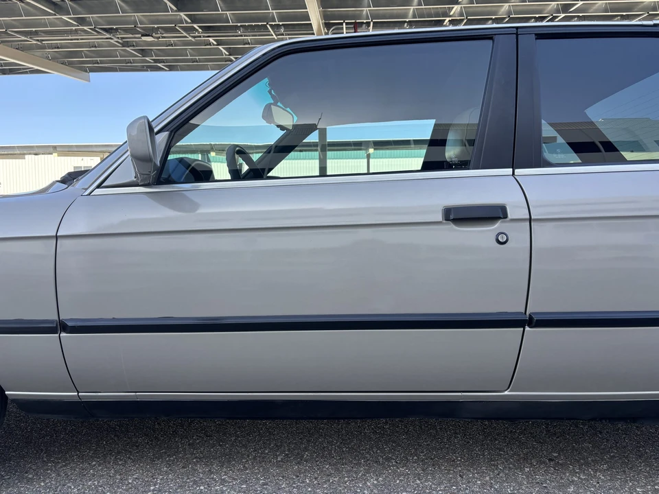 1990 BMW E30 3 Series - Image 16 of 31