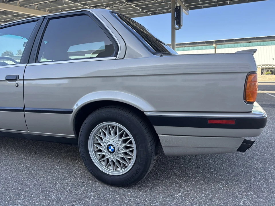 1990 BMW E30 3 Series - Image 17 of 31