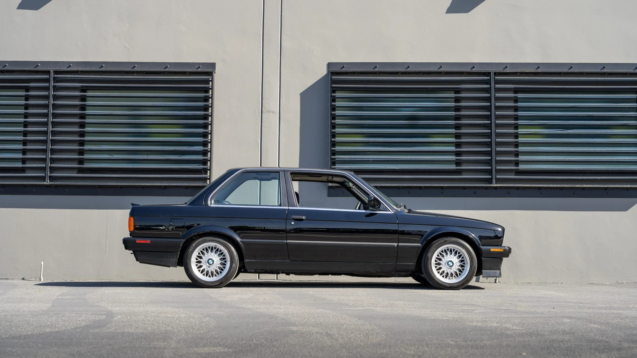 1990 BMW E30 3 Series - Image 10 of 31