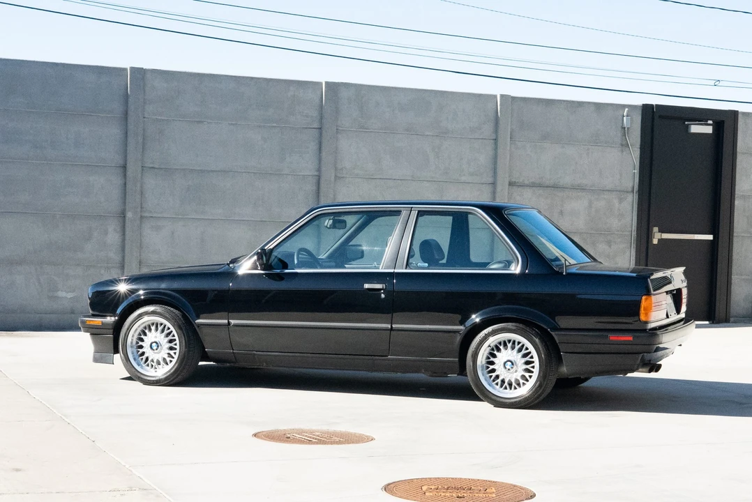 1990 BMW E30 3 Series - Image 24 of 31