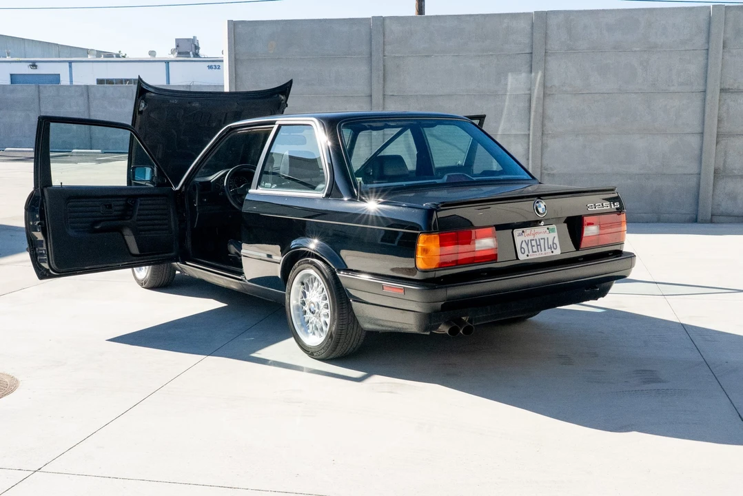 1990 BMW E30 3 Series - Image 28 of 31