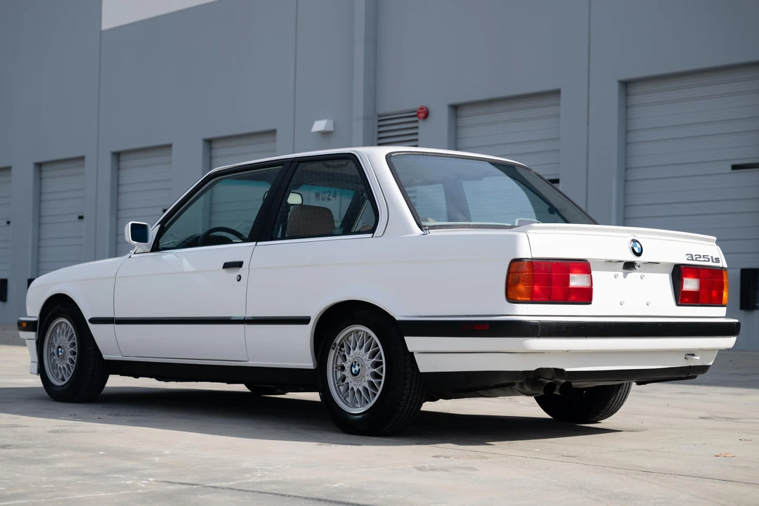 1990 BMW E30 3 Series - Image 13 of 31