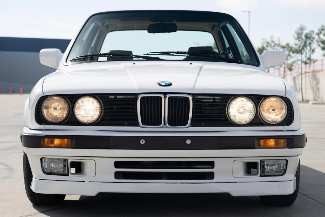 1990 BMW E30 3 Series - Image 2 of 31