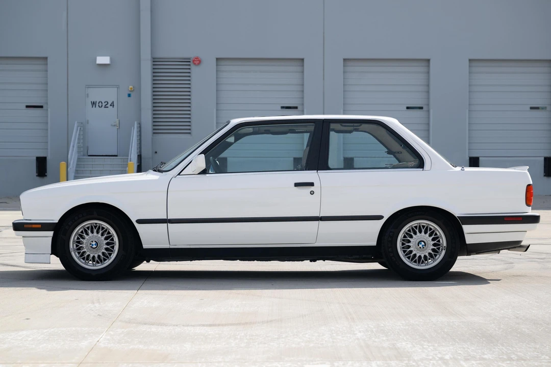 1990 BMW E30 3 Series - Image 3 of 31