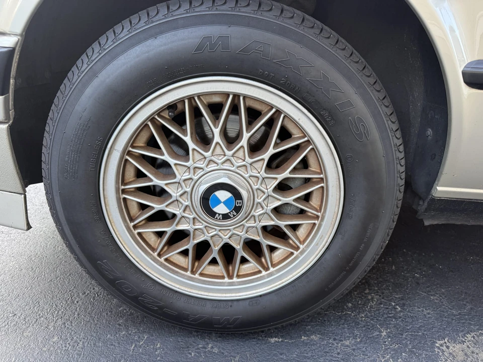 1990 BMW E30 3 Series - Image 18 of 31