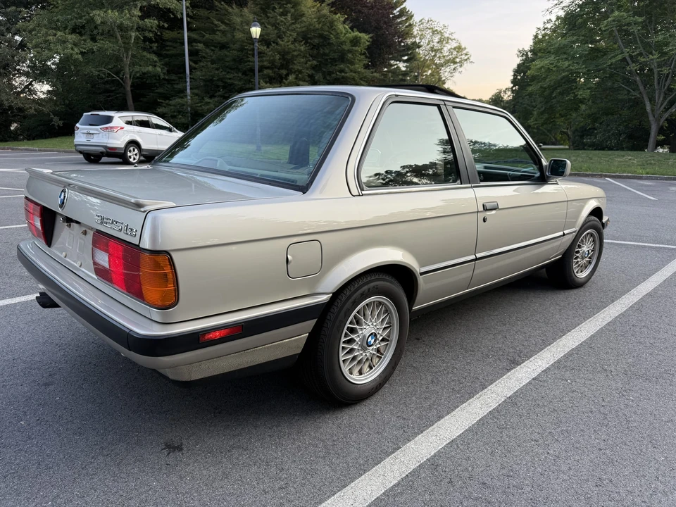 1990 BMW E30 3 Series - Image 7 of 31