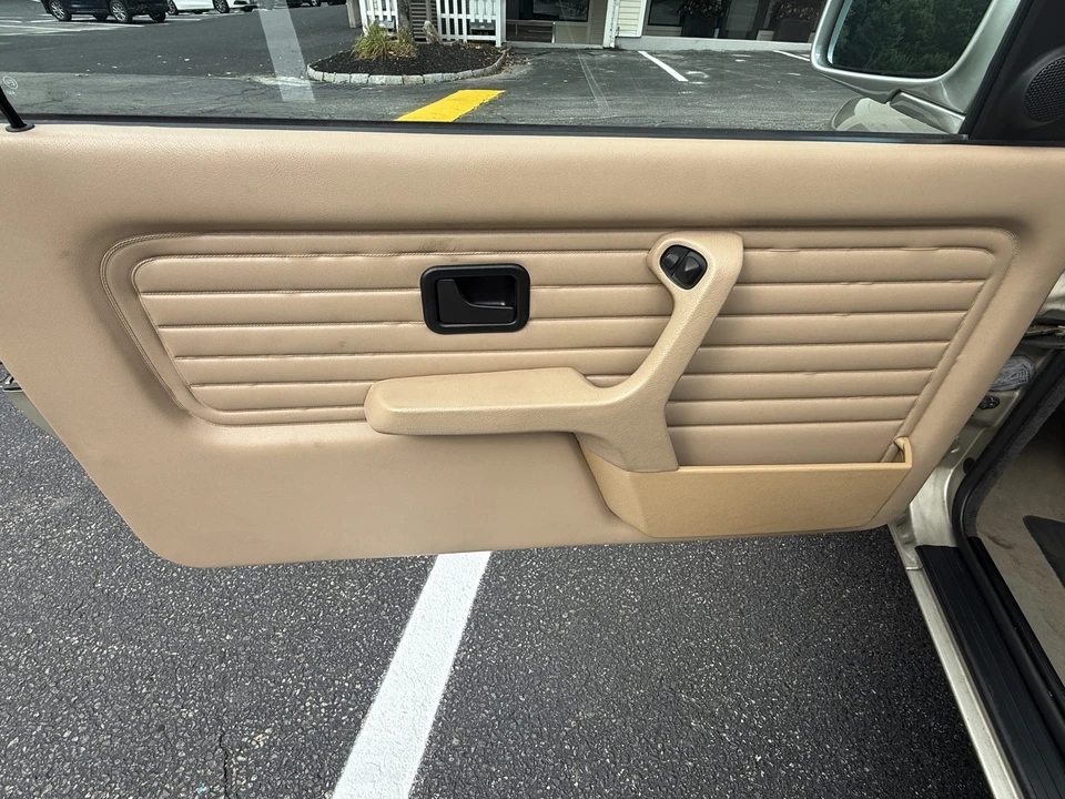 1990 BMW E30 3 Series - Image 20 of 31