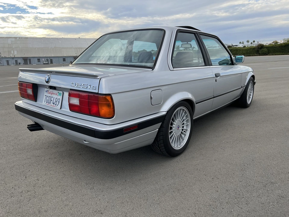 1990 BMW E30 3 Series - Image 12 of 31