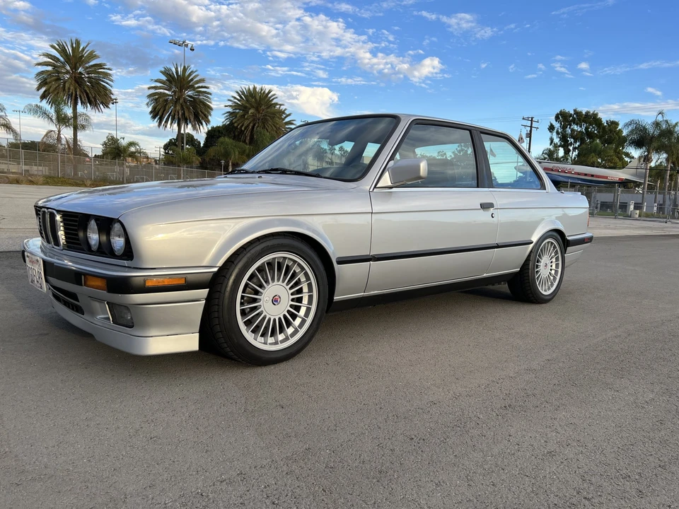 1990 BMW E30 3 Series - Image 5 of 31