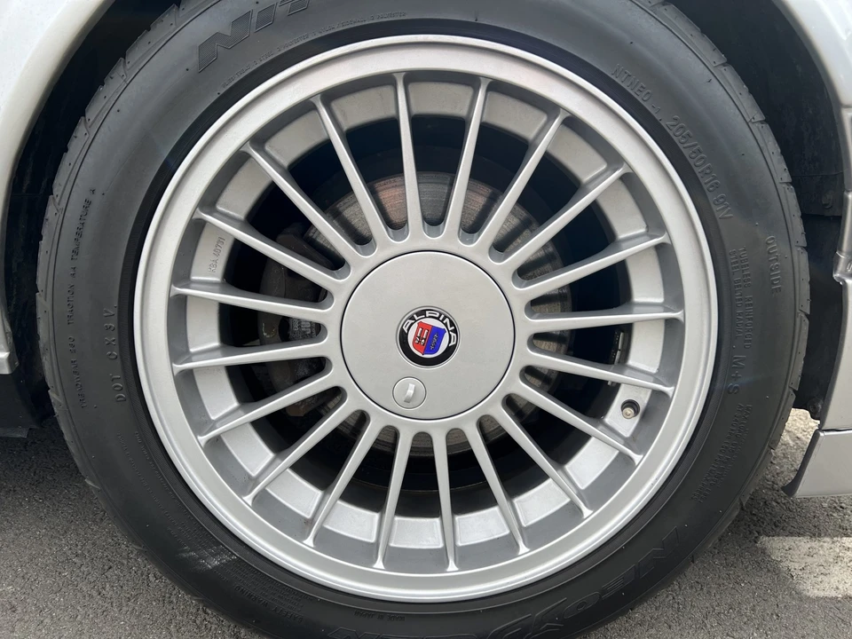 1990 BMW E30 3 Series - Image 25 of 31