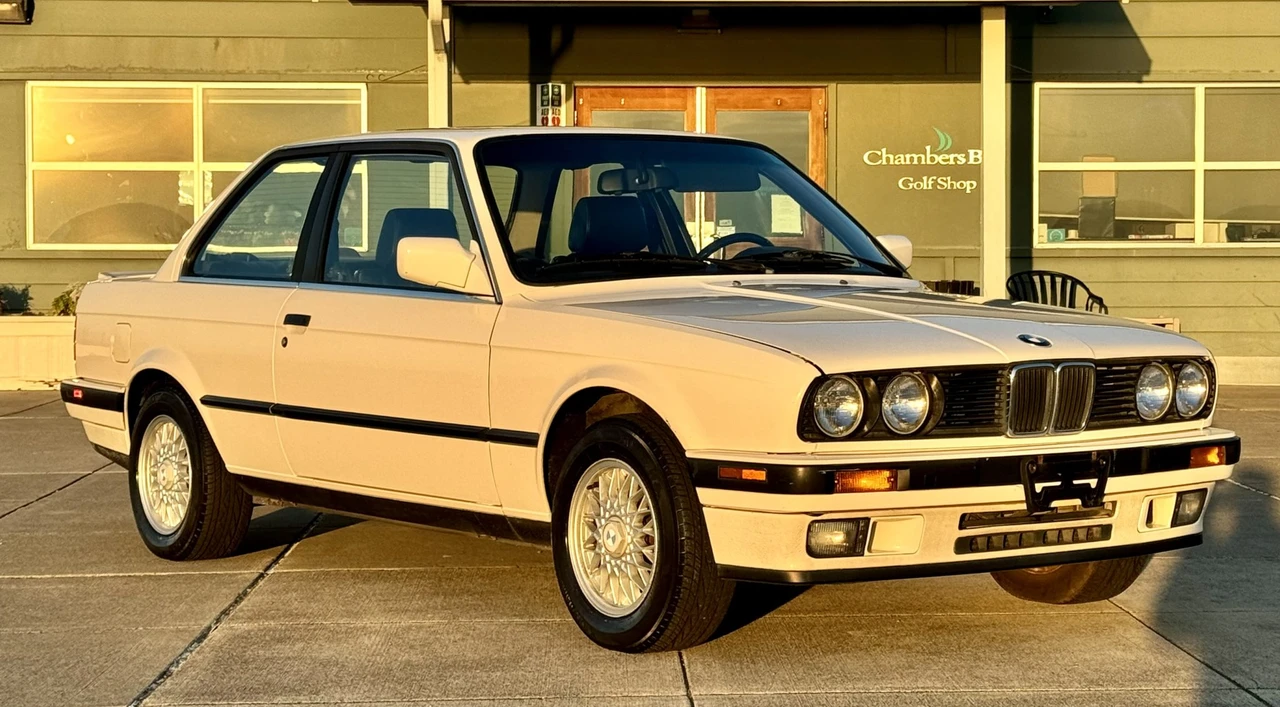 1990 BMW E30 3 Series - Image 21 of 31